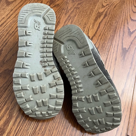 New Balance Kids' Gray Sneakers - Picture 4 of 5